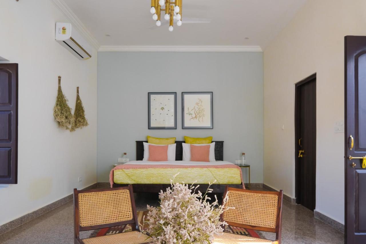 Kaner Retreat - India'S First Desert Botanical Resort Shaitrawa Exterior photo